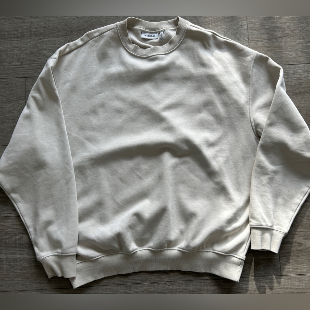 Weekday Off-White Crewneck Sweatshirt – Size S
